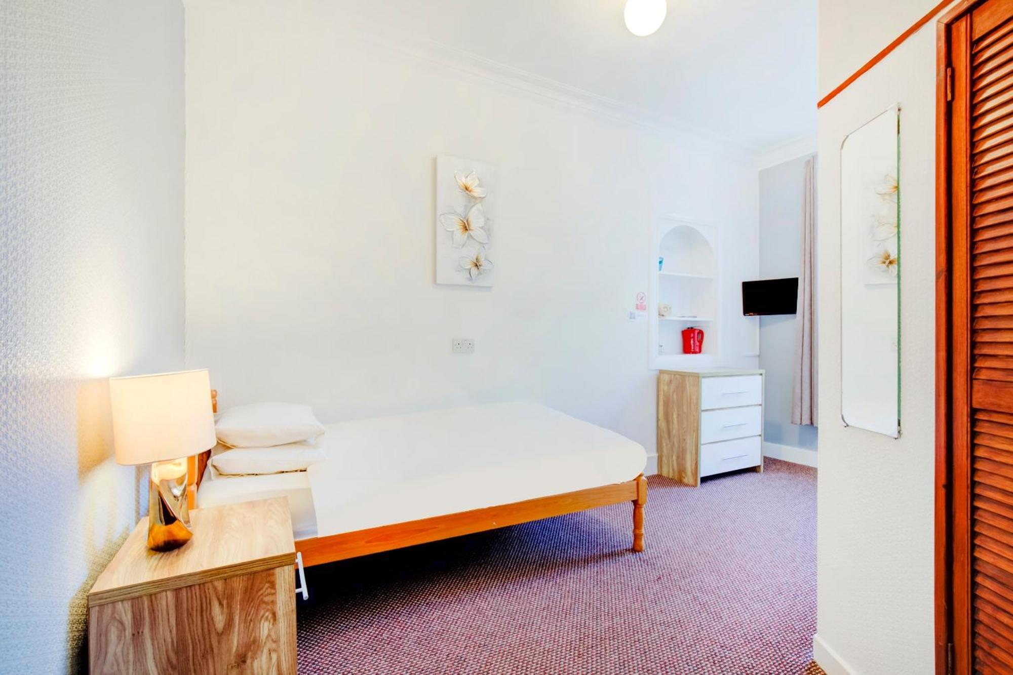 Rothes Oyo Eastbank Hotel, Speyside Scotland מראה חיצוני תמונה