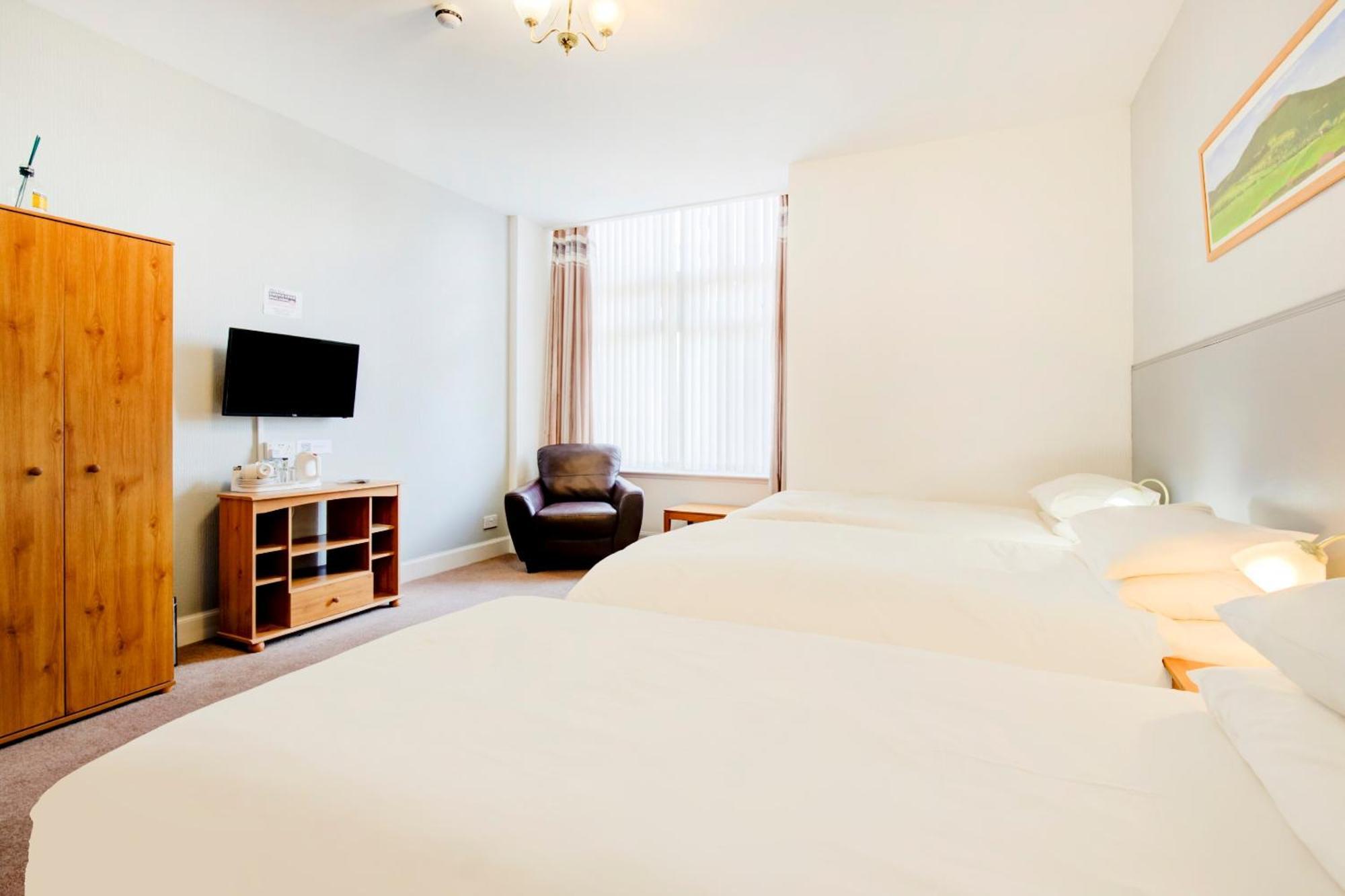 Rothes Oyo Eastbank Hotel, Speyside Scotland מראה חיצוני תמונה