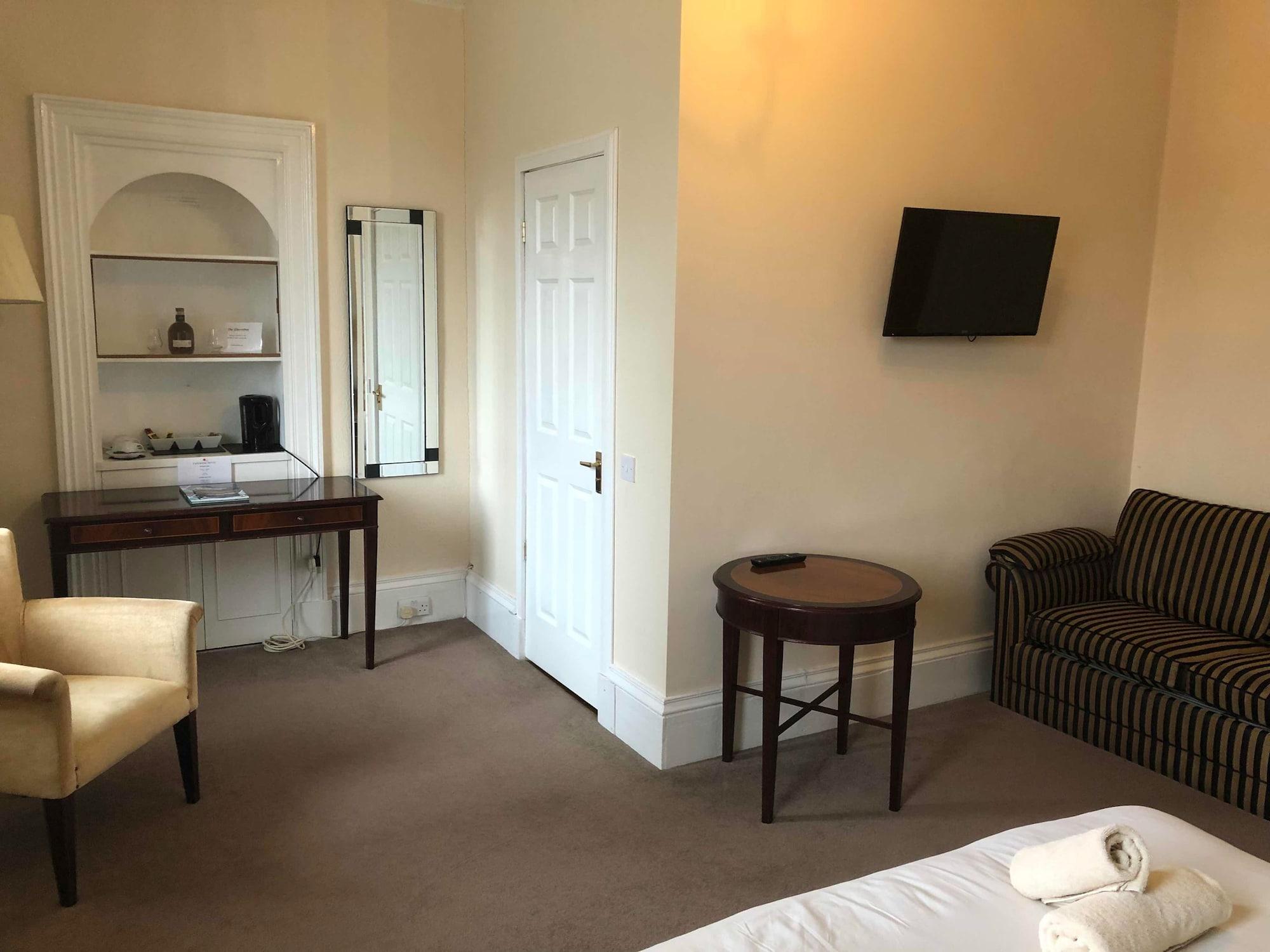 Rothes Oyo Eastbank Hotel, Speyside Scotland מראה חיצוני תמונה